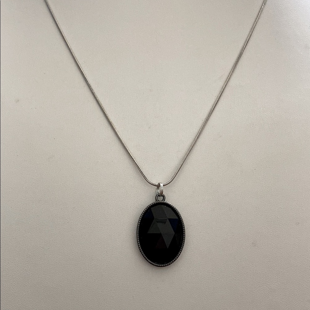 5 for $15 Black Necklace& earring set - Picture 2 of 4